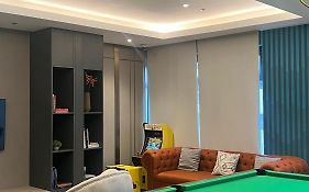 Aurora Escalades Tower Near Smart Araneta Colisium